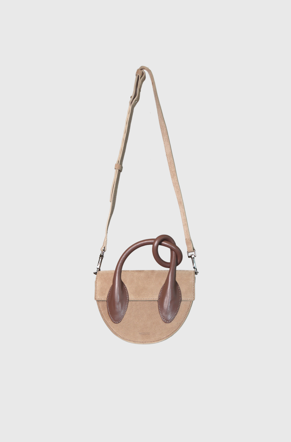 Yuzefi Pretzel crossbody bag sand - st0013