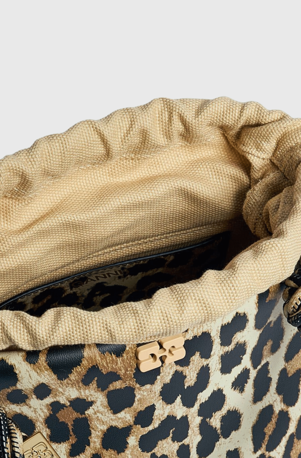 Ganni Bou Leather Bucket Bag Leopard-st005