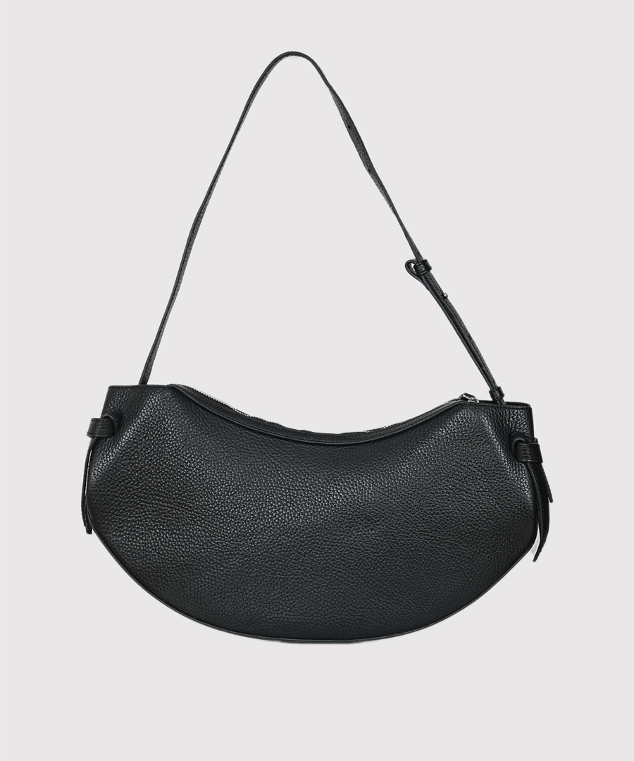 yuzefi-large-fortune-cookie-pebble-grain-leather-black02