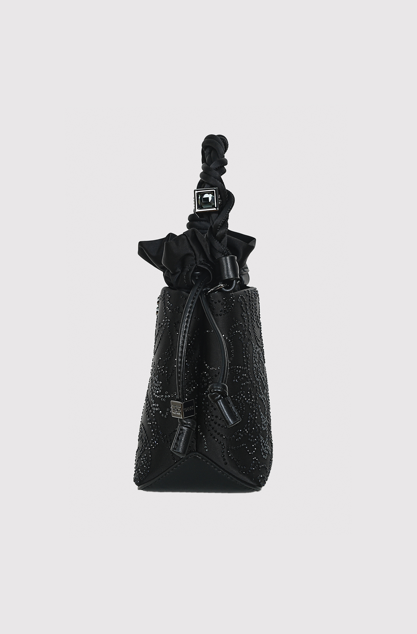 ganni-bou-bucket-mini-flower-strass-satin-black04